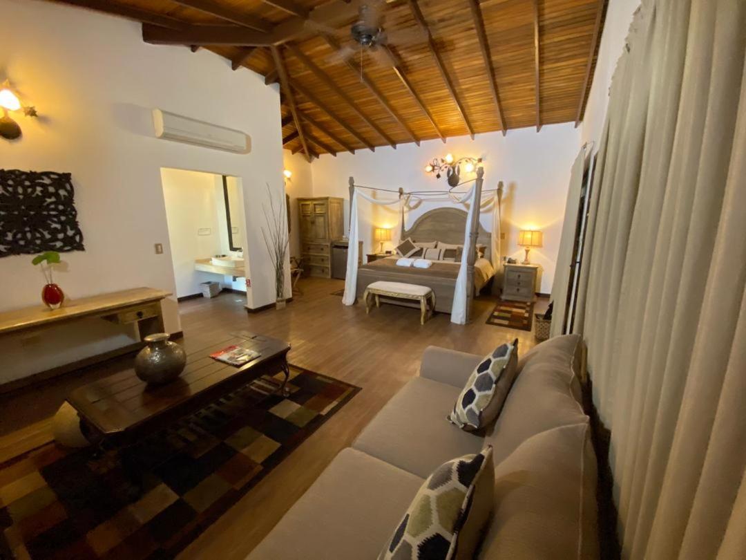 Canaima Ara Meru Lodge מראה חיצוני תמונה